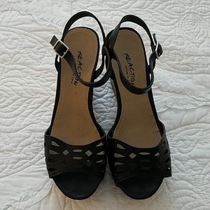 Kenneth Cole Reaction Black Cork Wedges size 7.5